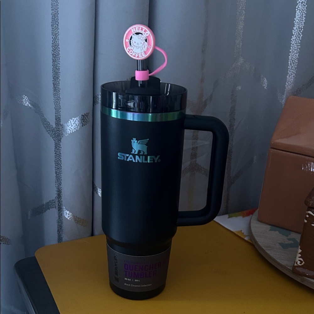 The Black Chroma Quencher H2.0 FlowState™ Tumbler | 30 OZ